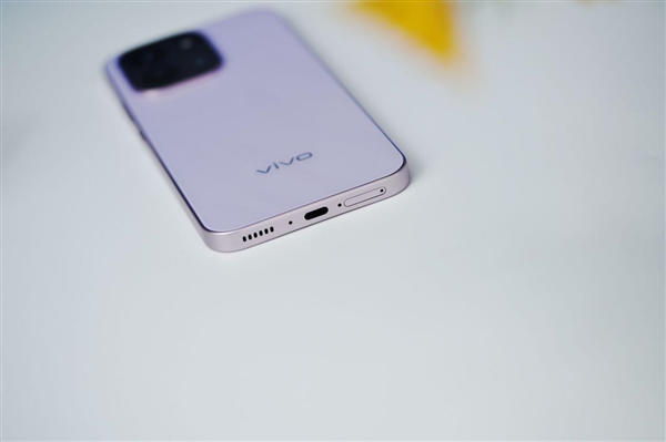 iPhone Duo角落图标三合一引争议:天才还是多余